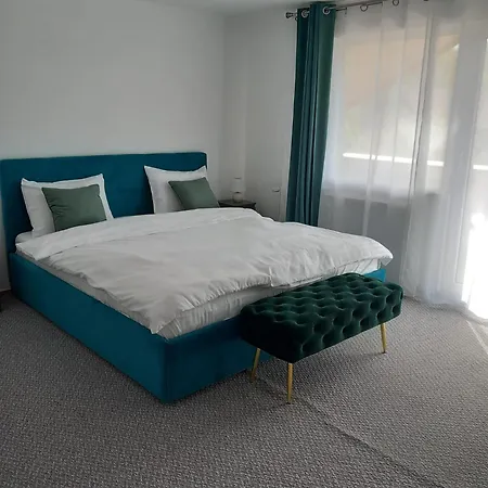 Florin's Pensionat 3*